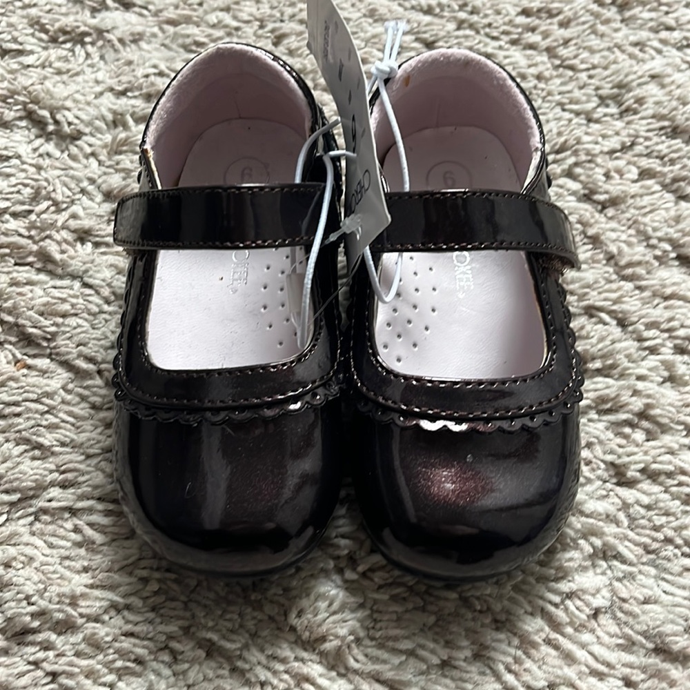 NWT Toddler Baby Girl Brown Patent Leather Shiny Dress Shoes Size 6